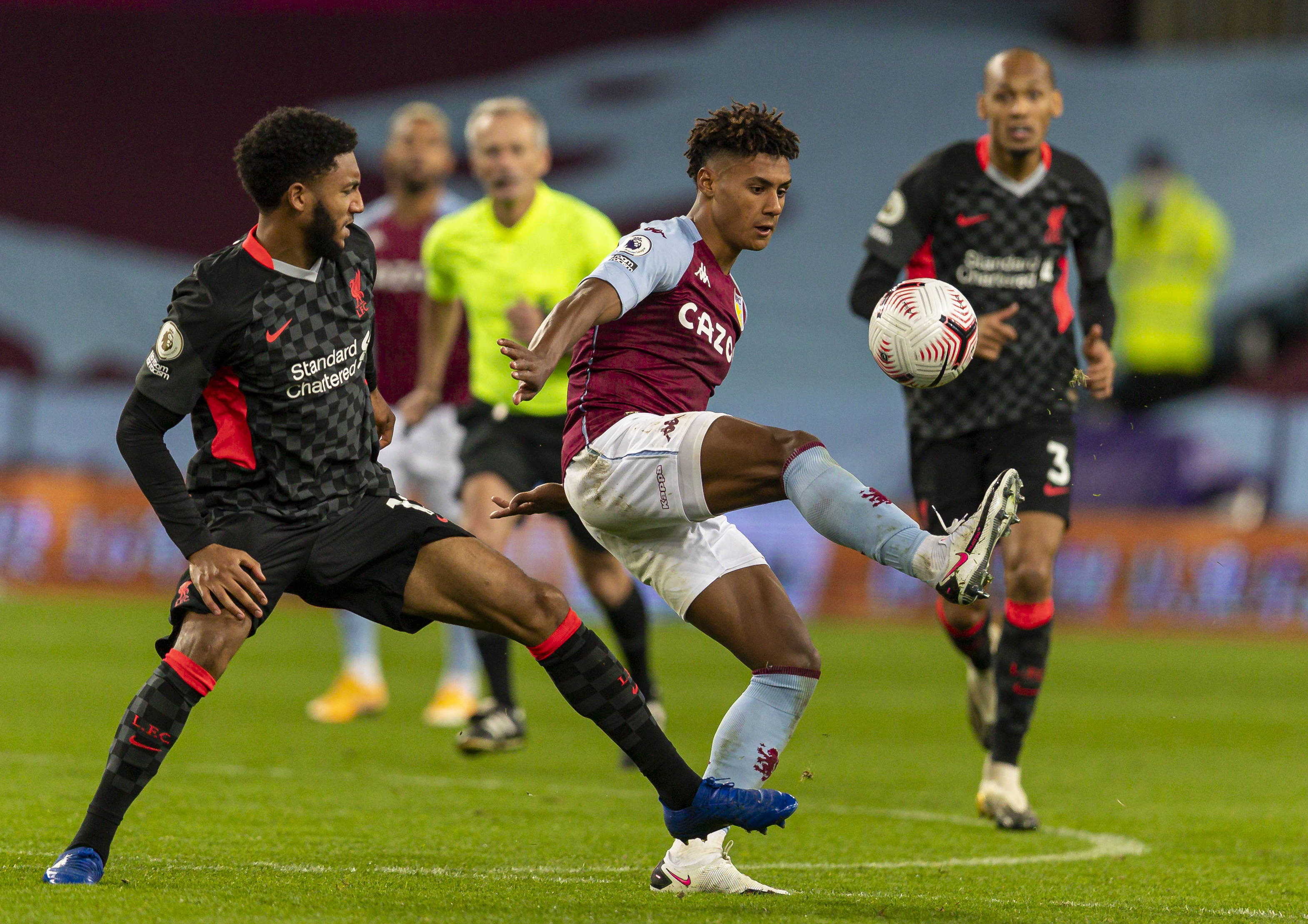 他又以传射 他又以传射